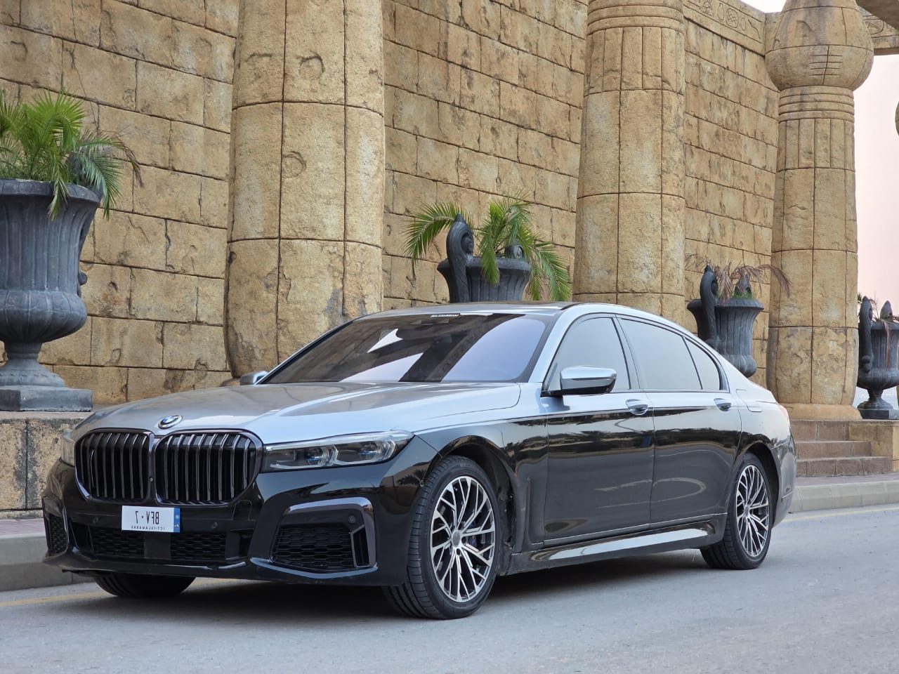 bmw 7 series 2